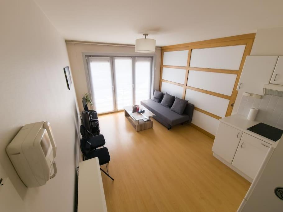 Cozy Studio With Pool Close To The Sea Остенде Экстерьер фото